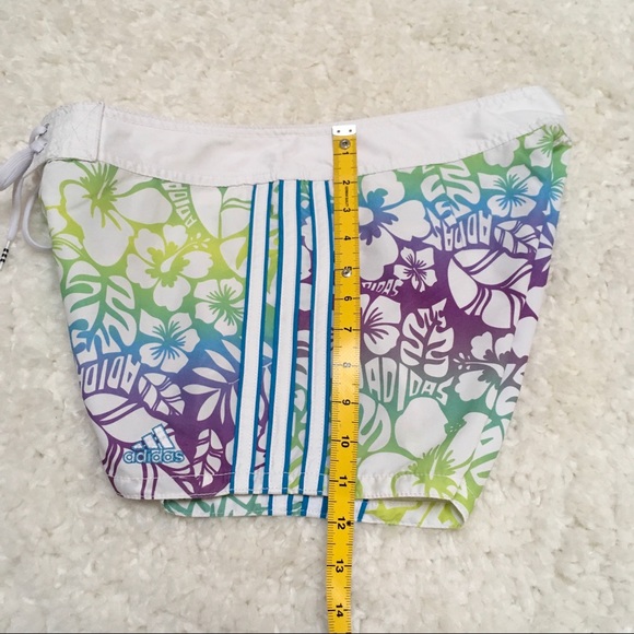 Vintage Adidas Women’s Hawaiian Board shorts size Small - Picture 6 of 11